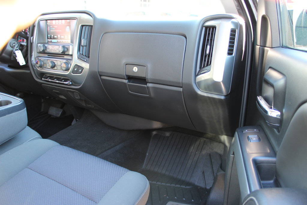 Certified 2018 Chevrolet Silverado 1500 LT w/ All Star Edition AWD/4WD image 40