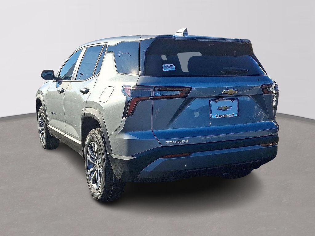 New 2026 Chevrolet Equinox LT w/ Convenience Package II FWD image 3