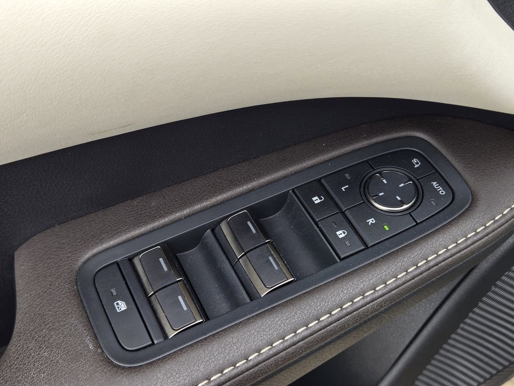 Used 2023 Lexus RX 350 Premium w/ Accessory Package (Z1) image 30