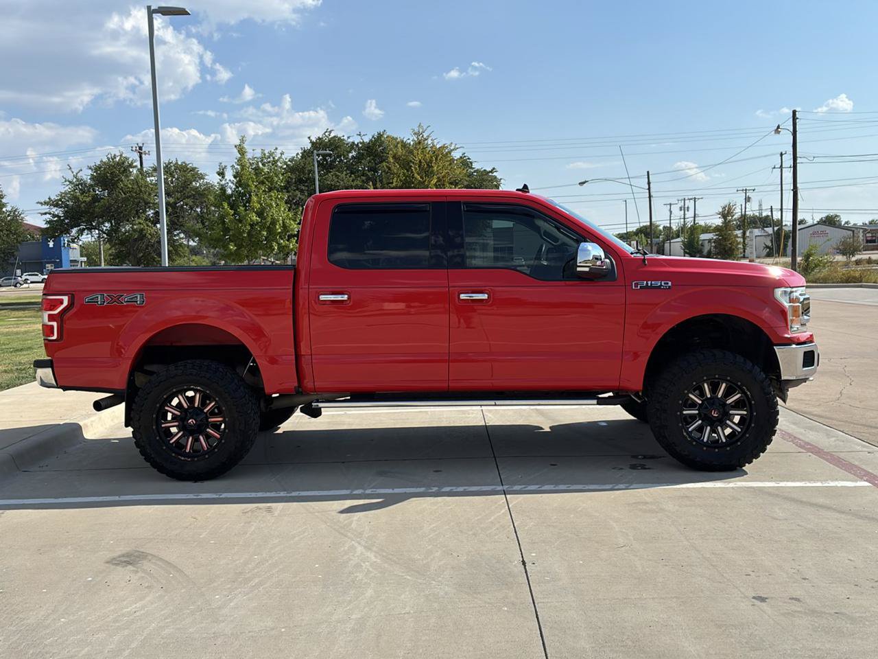 Used 2019 Ford F150 XLT w/ Equipment Group 301A Mid AWD/4WD image 9