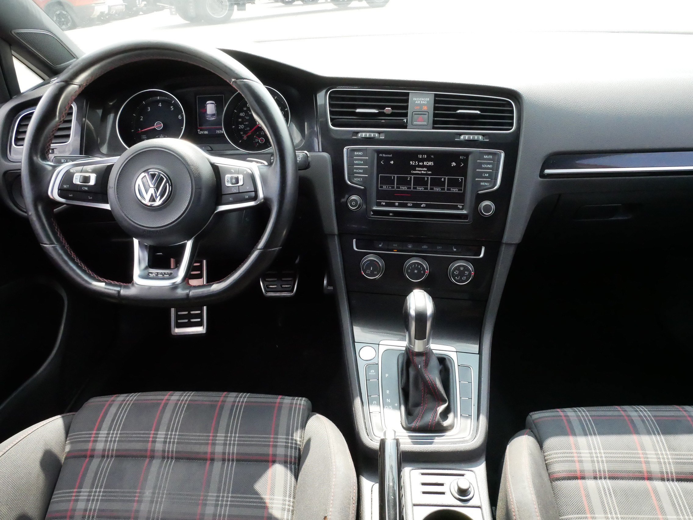 Used 2017 Volkswagen GTI Sport FWD image 10