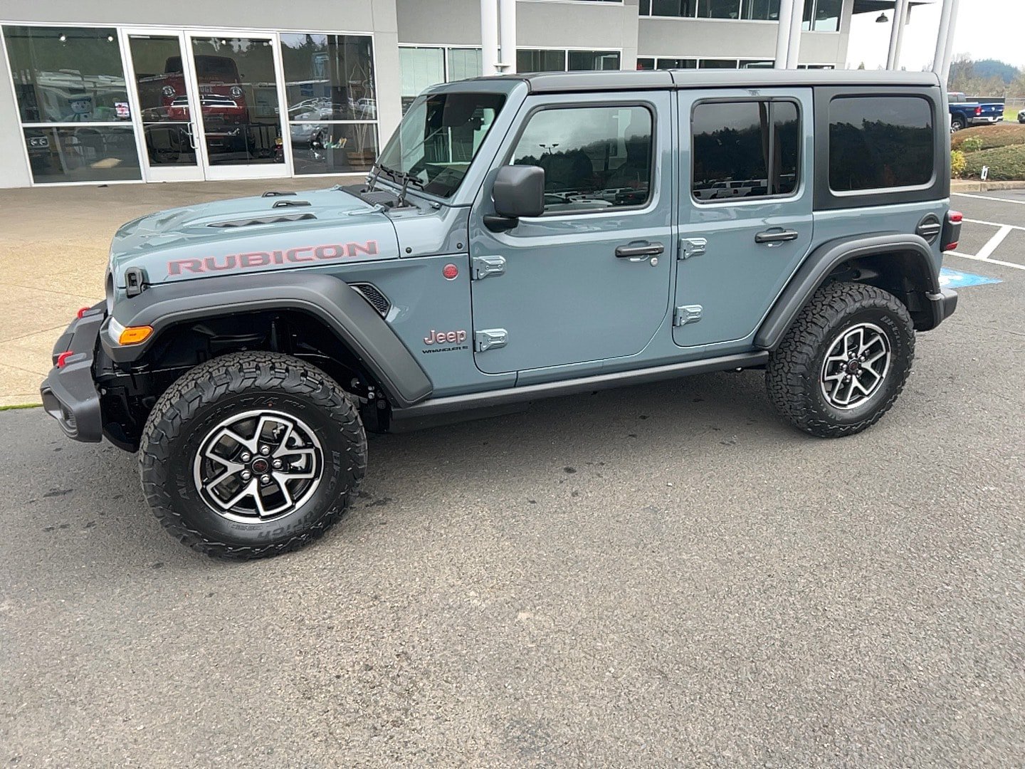 New 2026 Jeep Wrangler Unlimited Rubicon AWD/4WD image 2