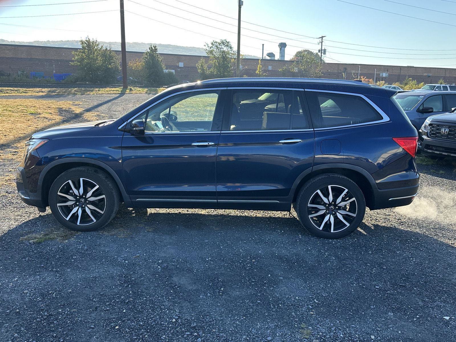 Used 2019 Honda Pilot Touring image 5