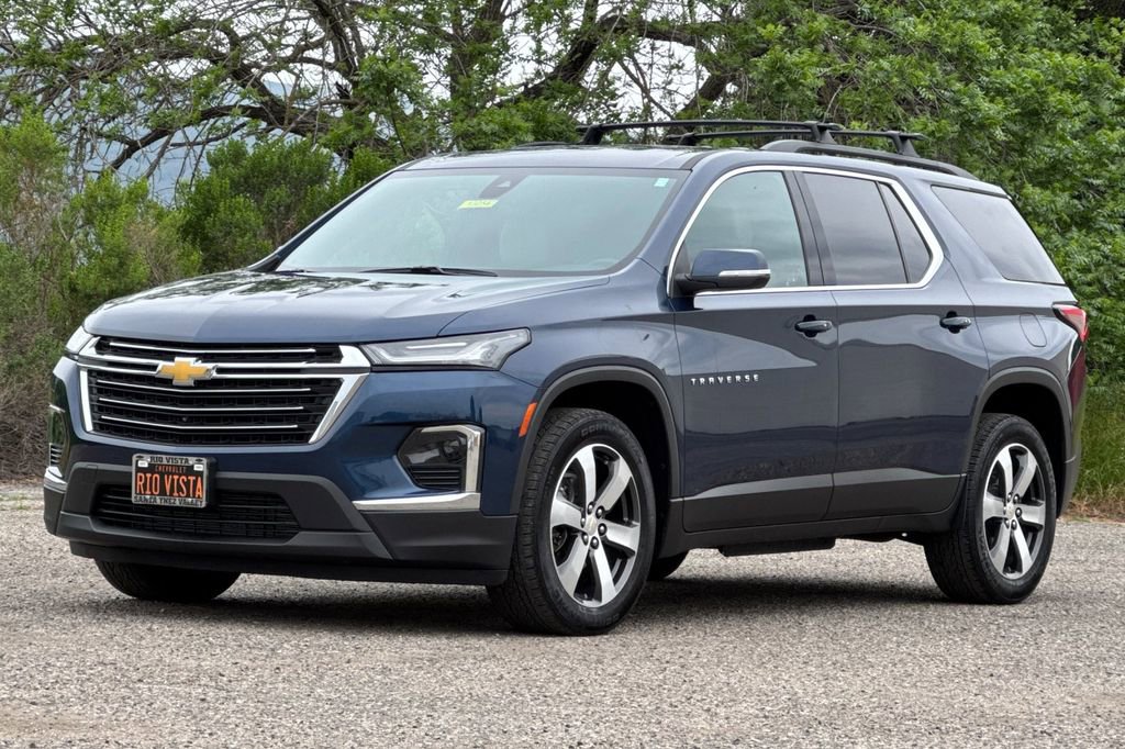 Certified 2023 Chevrolet Traverse LT w/ LT Premium Package image 8