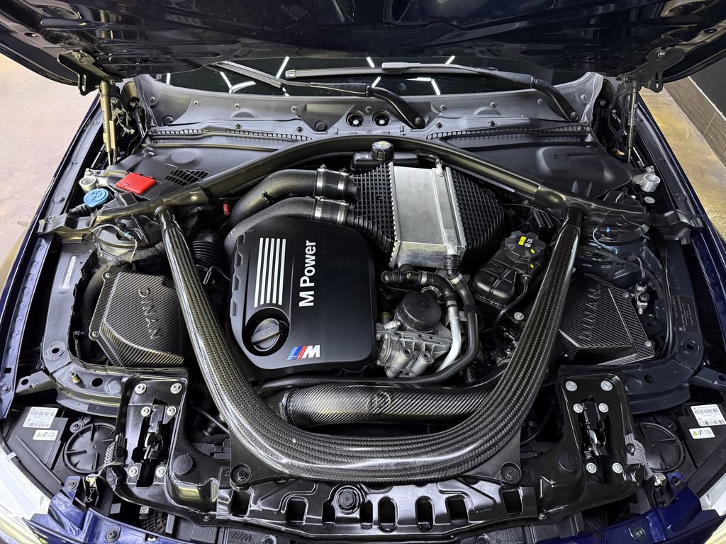 Used 2016 BMW M3 RWD image 27