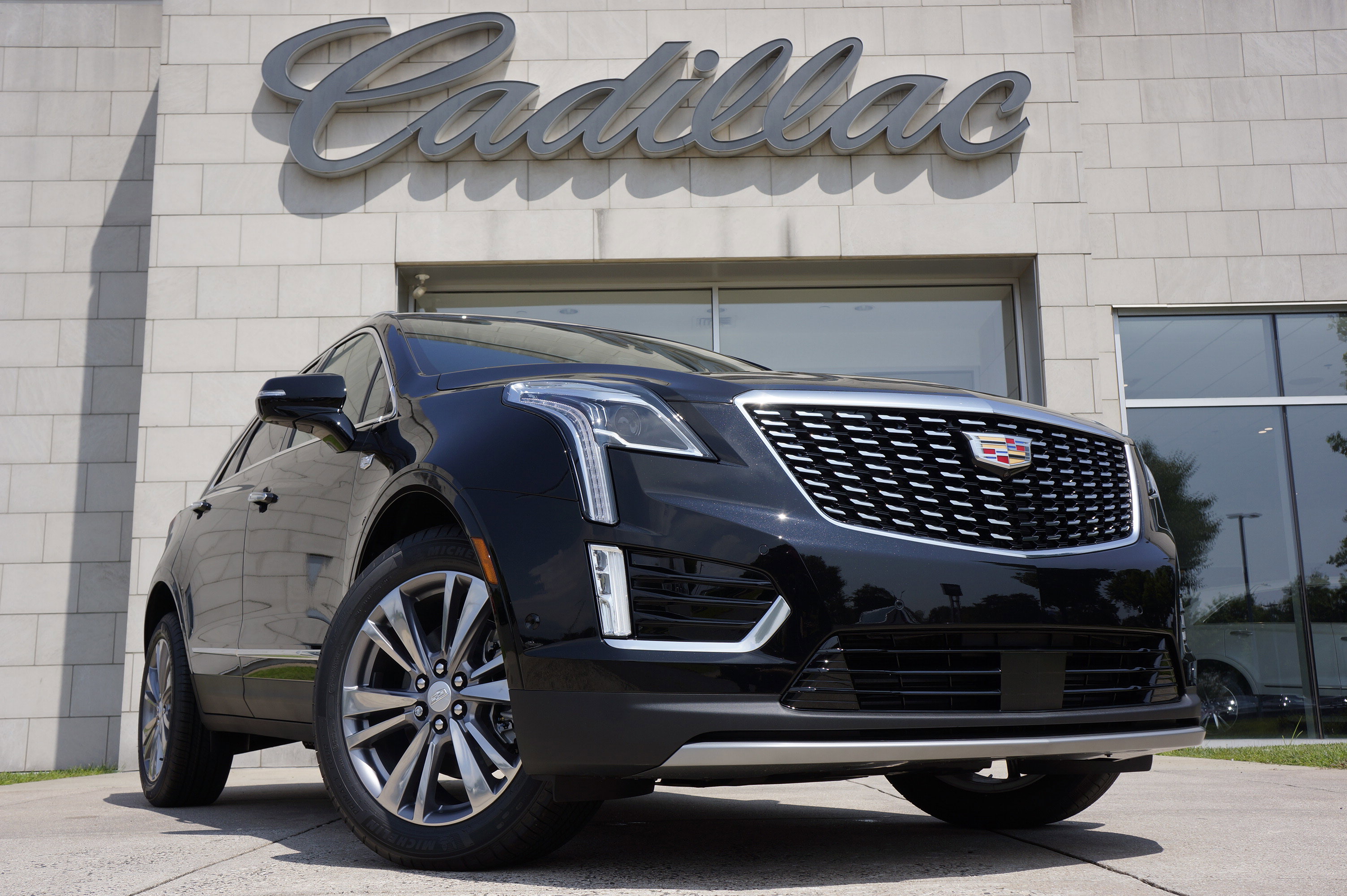 Used 2025 Cadillac XT5 Premium Luxury w/ Technology Package