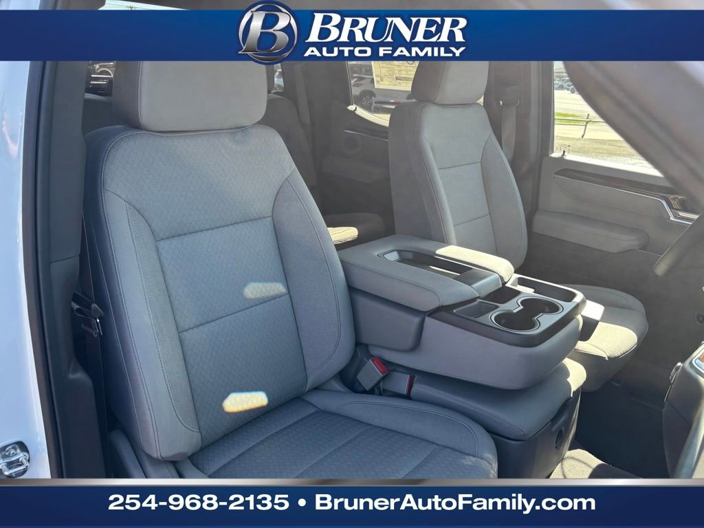 New 2026 GMC Sierra 1500 SLE image 18