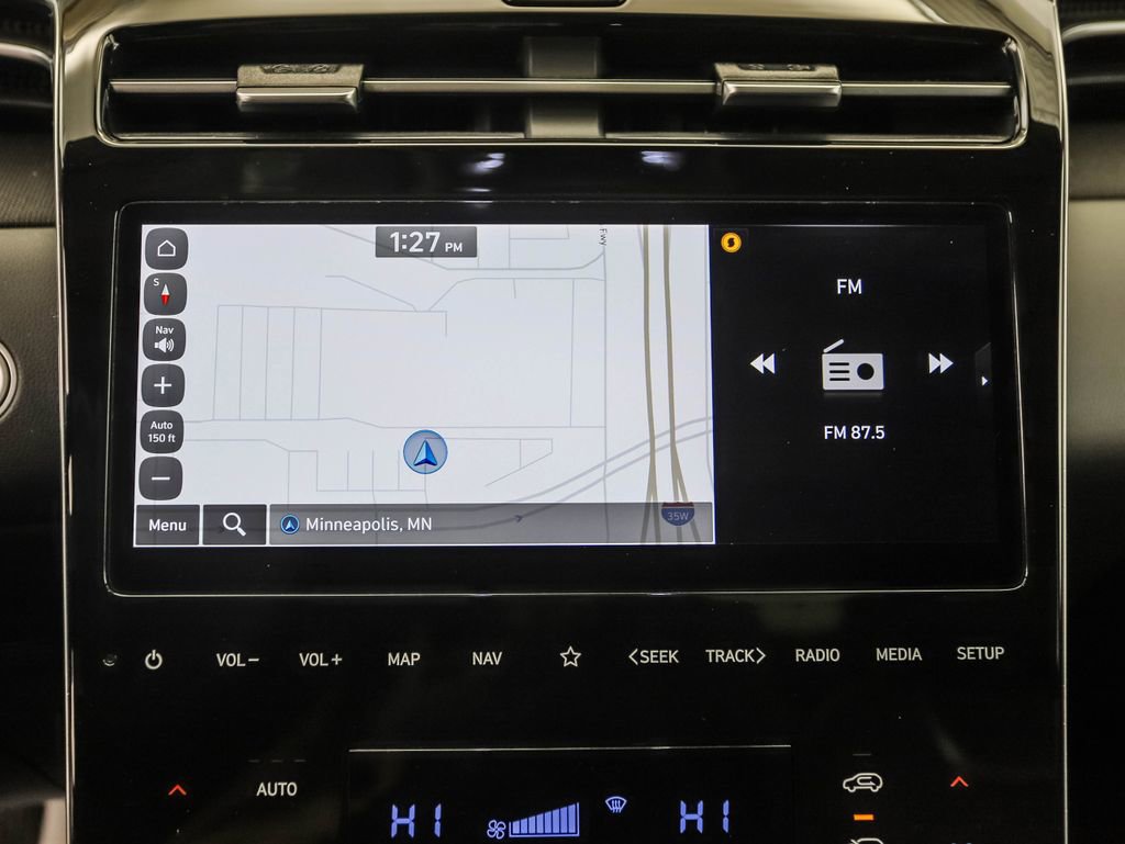 Used 2024 Hyundai Tucson Limited image 15