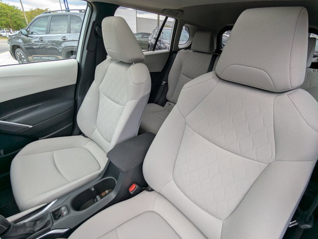 Used 2023 Toyota Corolla Cross LE w/ Moonroof Package AWD/4WD image 10