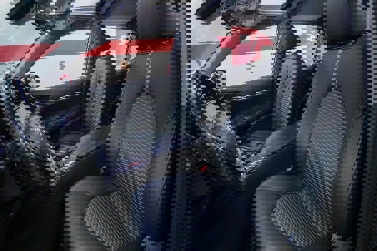 Used 2020 Toyota Camry SE w/ Audio Package image 12