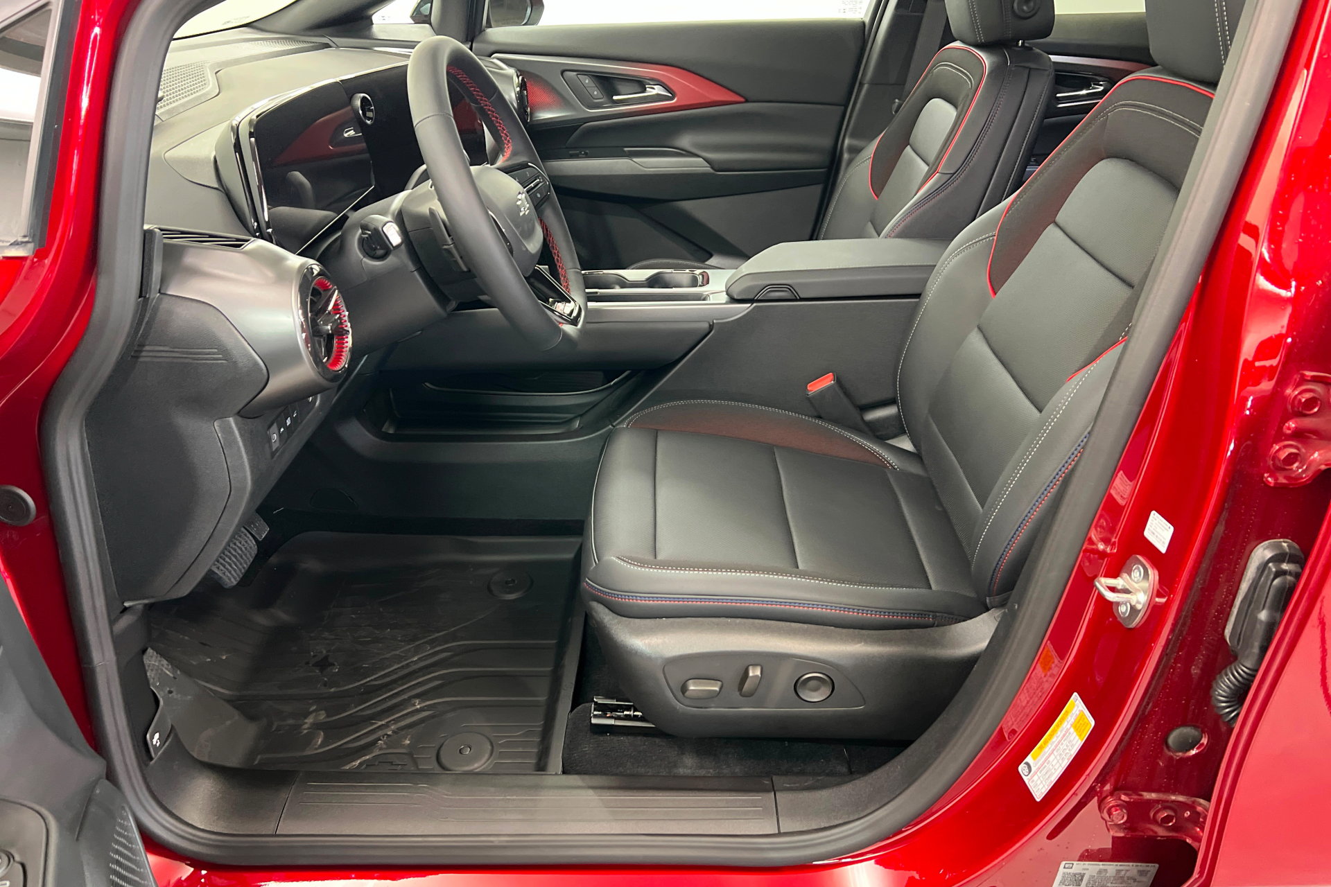 New 2026 Chevrolet Equinox EV RS w/ Convenience Package II AWD/4WD image 18