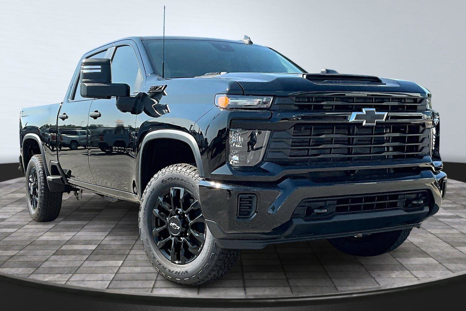 New 2026 Chevrolet Silverado 2500 Custom w/ Custom Convenience Package image 2