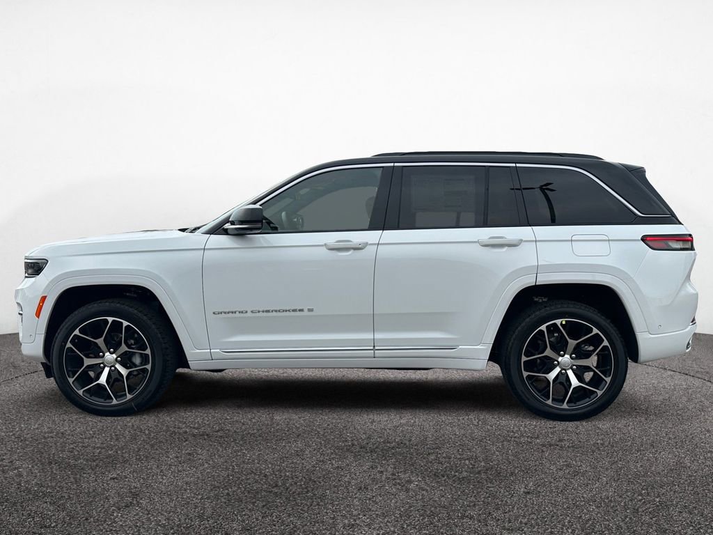 New 2025 Jeep Grand Cherokee Summit image 2