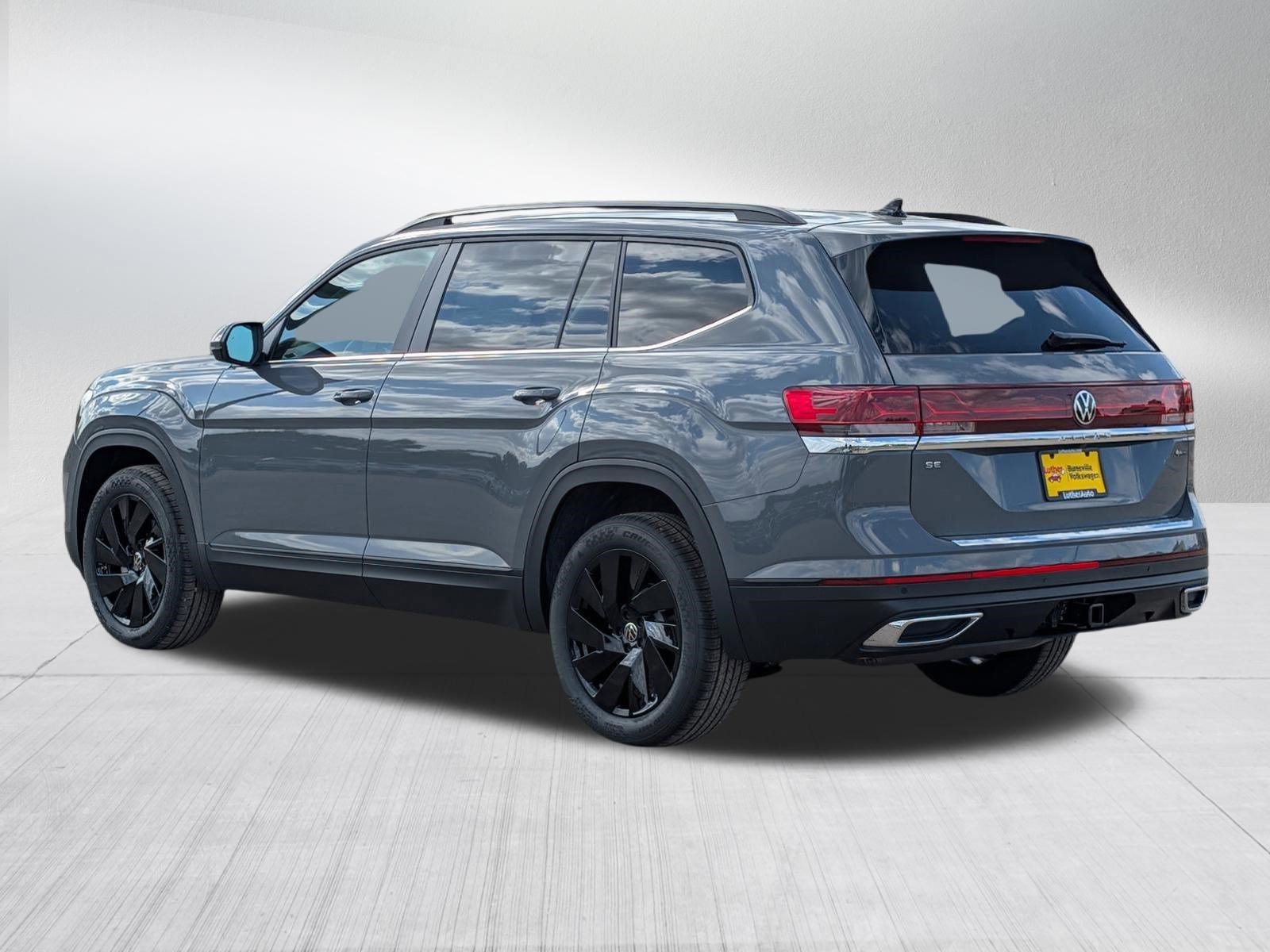 New 2026 Volkswagen Atlas SE AWD/4WD image 3