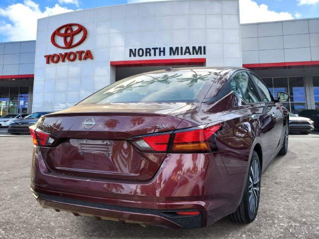 Used 2024 Nissan Altima 2.5 SV FWD image 4