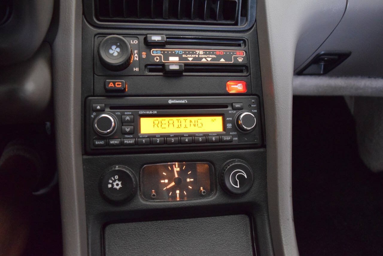 Used 1993 Porsche 928 GTS RWD image 31