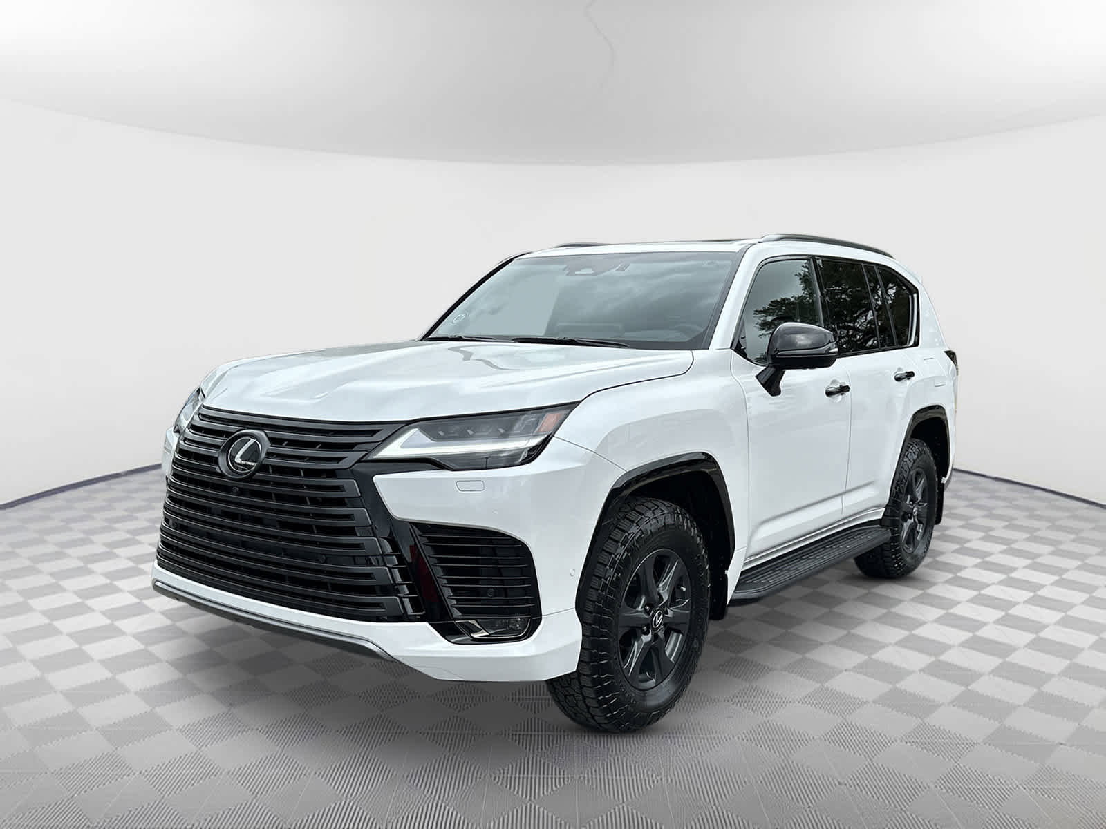 Used 2026 Lexus LX 700h Overtrail image 3