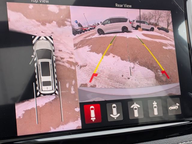 New 2026 Chrysler Pacifica Limited w/ Uconnect Theater Family Group image 25