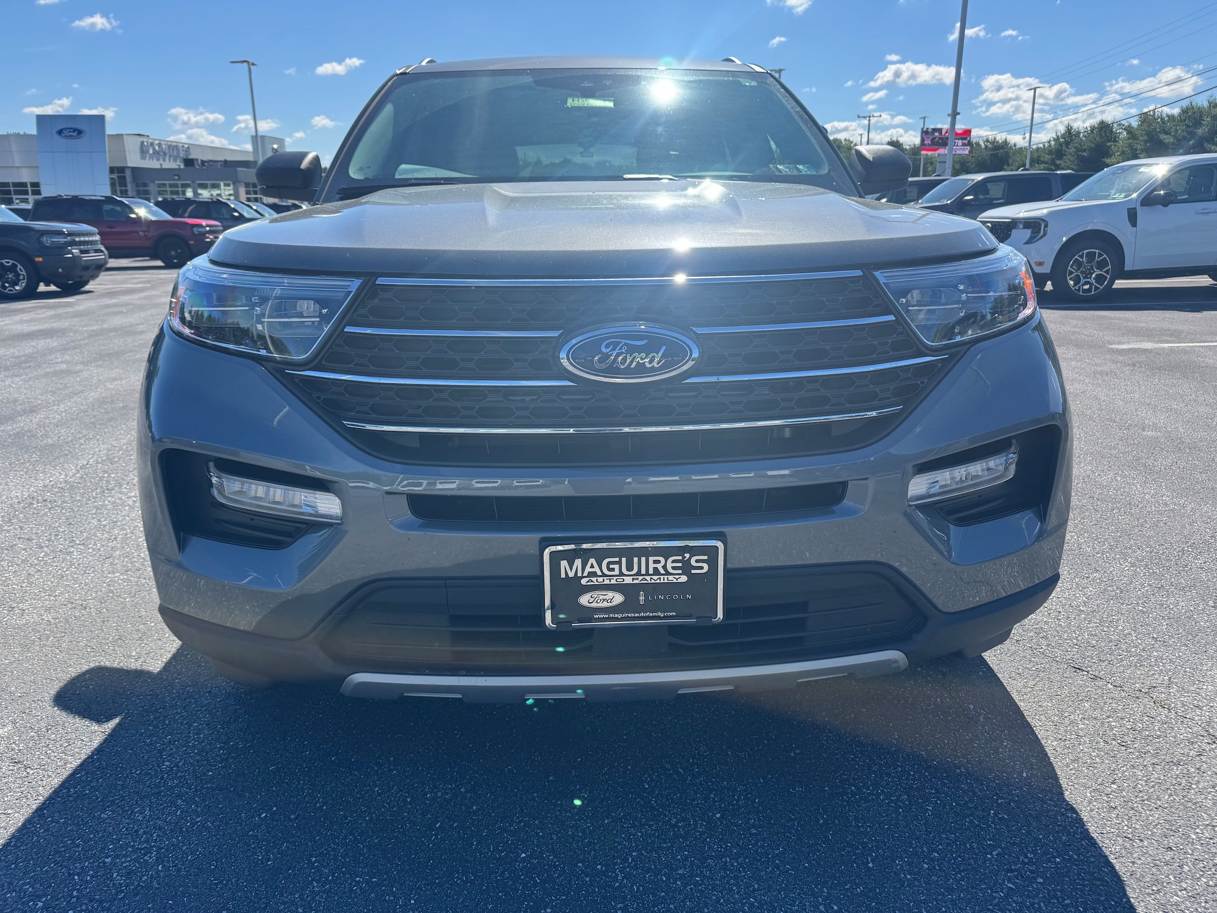 Used 2024 Ford Explorer XLT w/ Equipment Group 202A AWD/4WD image 7