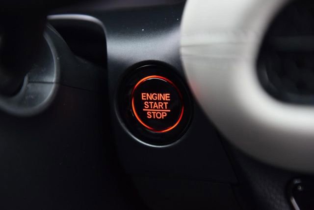 Used 2023 Honda HR-V LX image 17