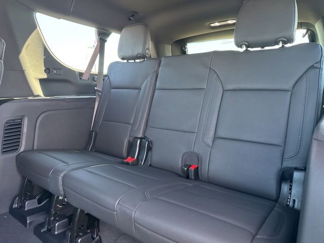 New 2026 Chevrolet Suburban LT w/ Comfort Package image 16