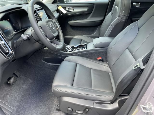 New 2026 Volvo XC40 B5 Plus w/ Climate Package AWD/4WD image 14