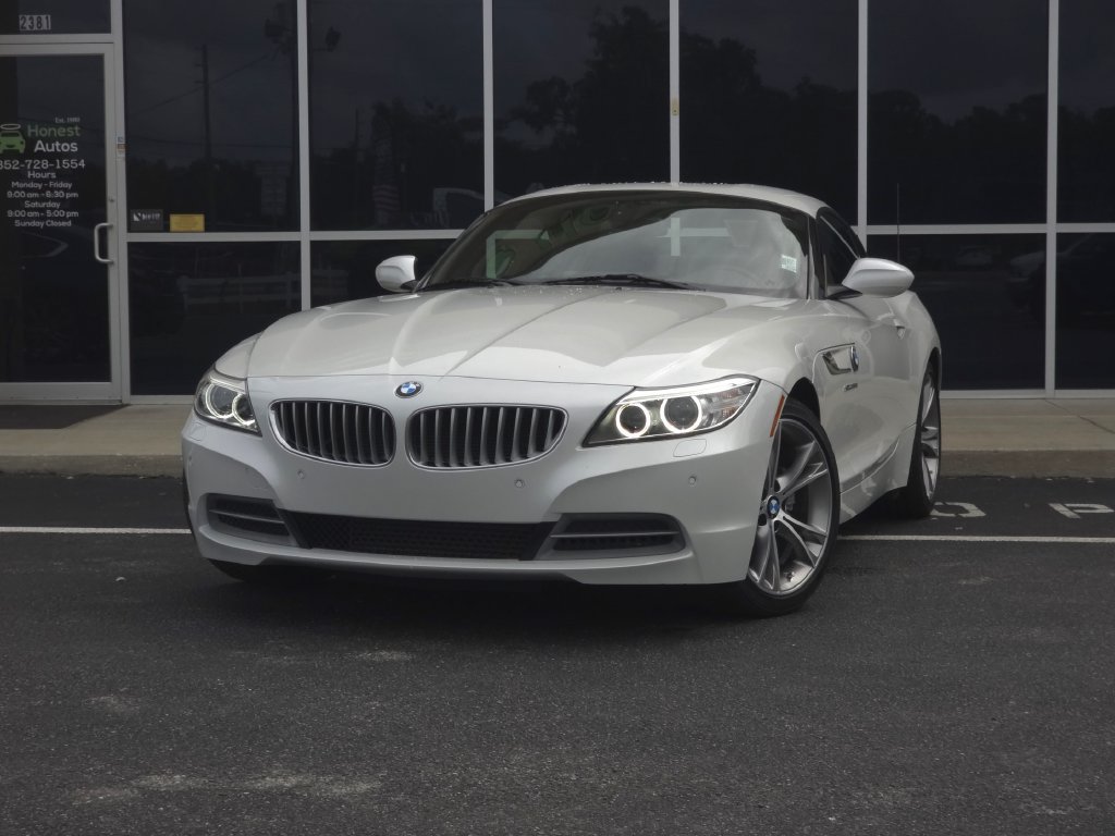 Used 2014 BMW Z4 sDrive35i RWD image 2