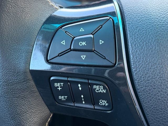 Used 2017 Ford Explorer Platinum image 6