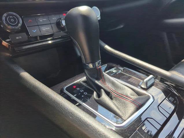 Used 2024 Jeep Compass Trailhawk image 12