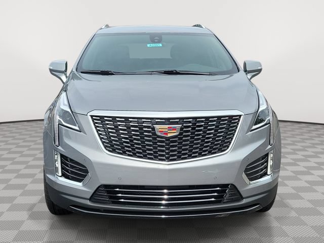 New 2026 Cadillac XT5 Luxury w/ LPO, Floor Liner Package AWD/4WD image 2