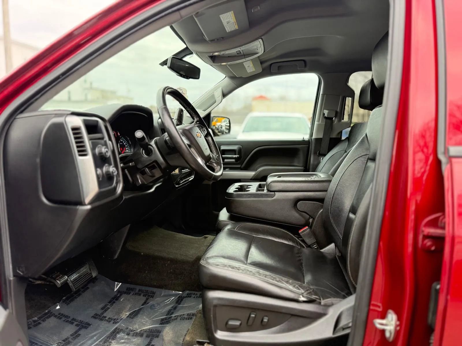 Used 2018 Chevrolet Silverado 1500 LT w/ All Star Edition image 9