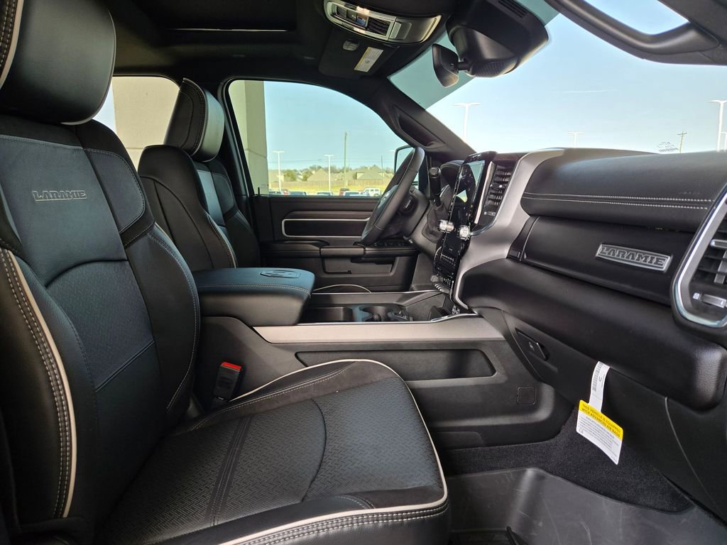 Used 2025 RAM 2500 Laramie w/ Night Edition image 27