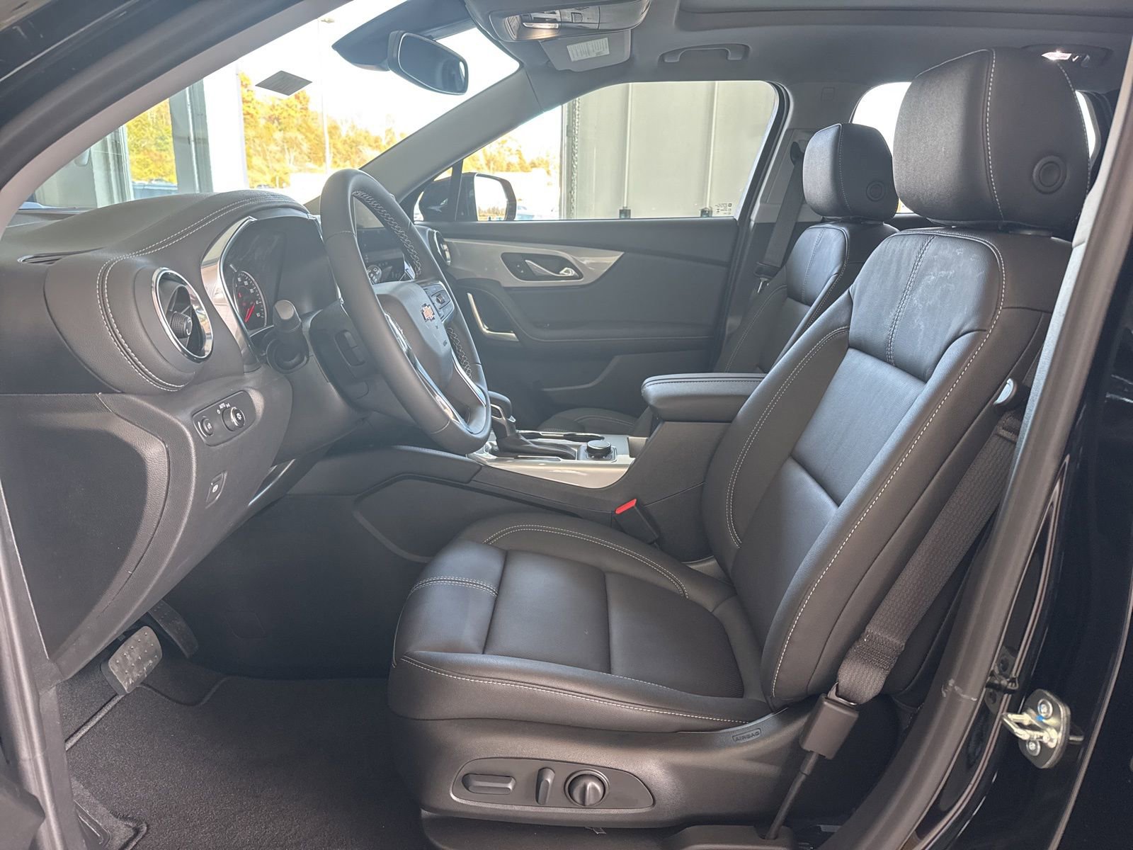 New 2026 Chevrolet Blazer LT image 18