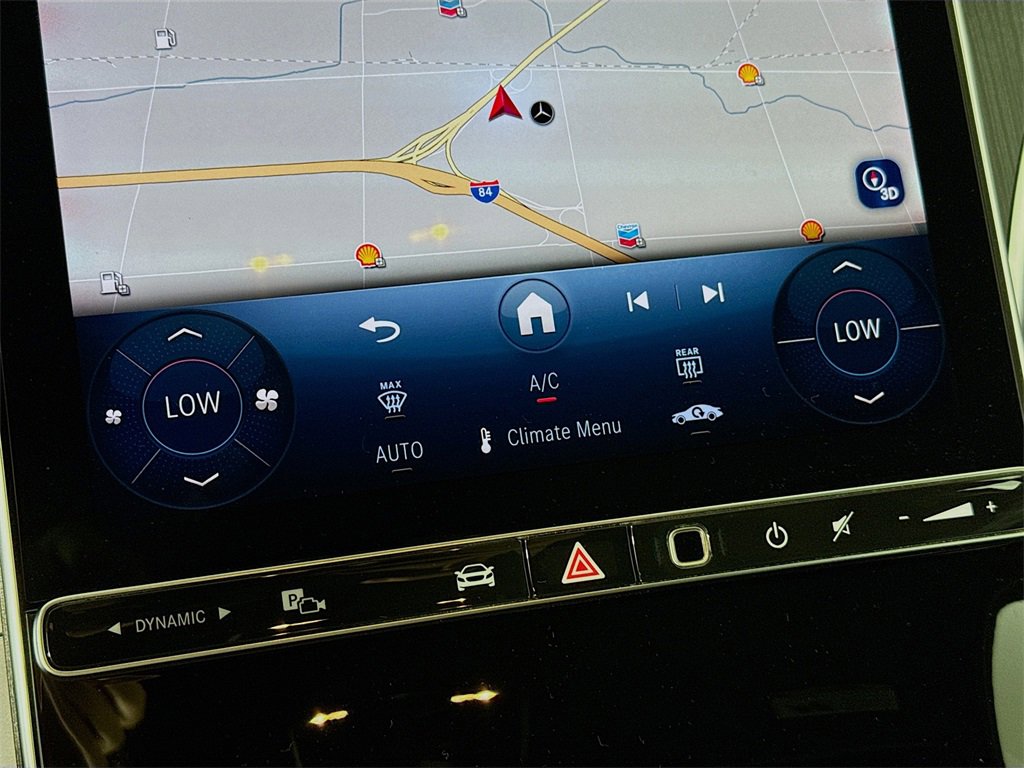 Used 2025 Mercedes-Benz C 300 4MATIC Sedan image 16