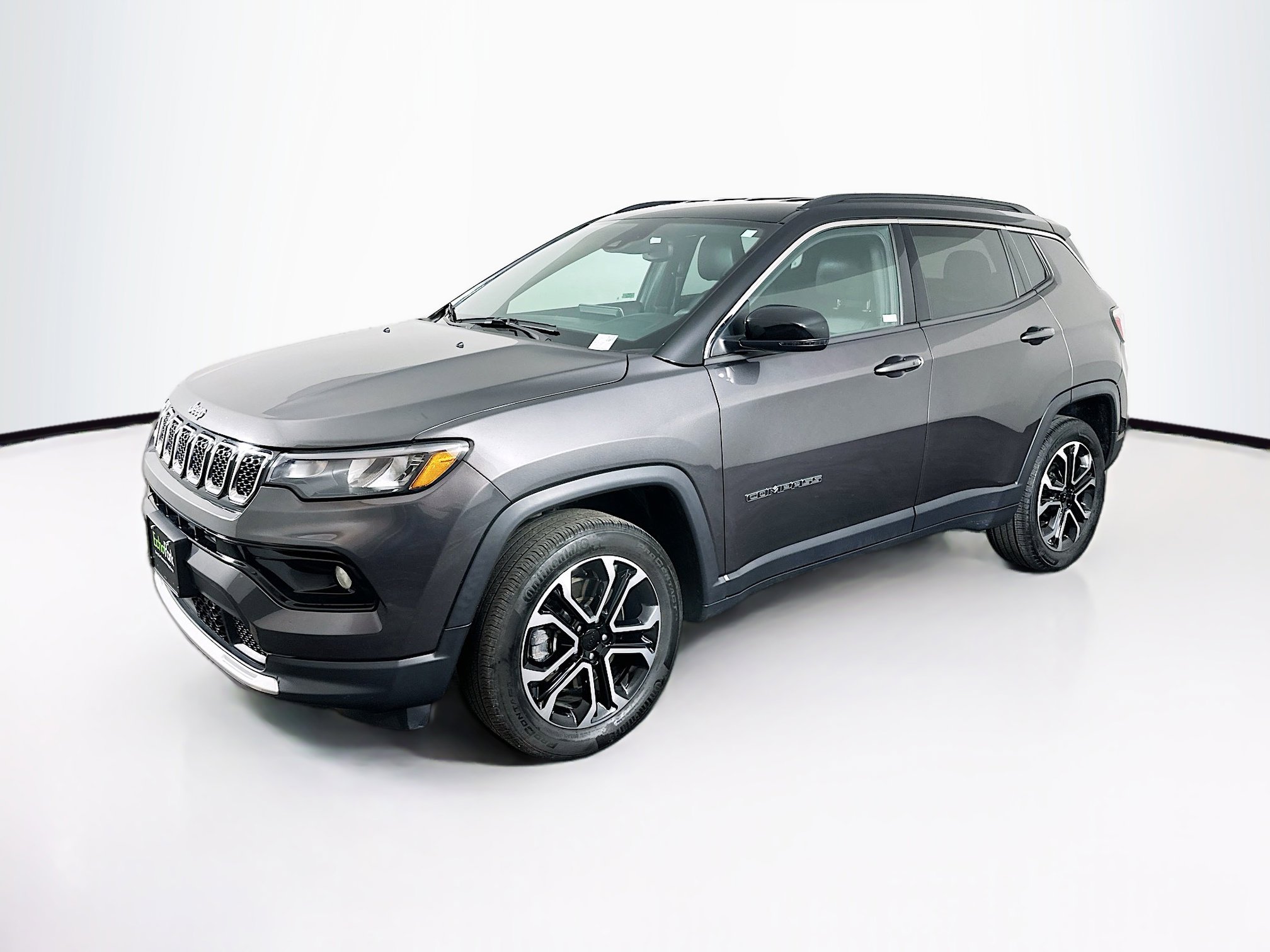 Used 2024 Jeep Compass Limited image 3