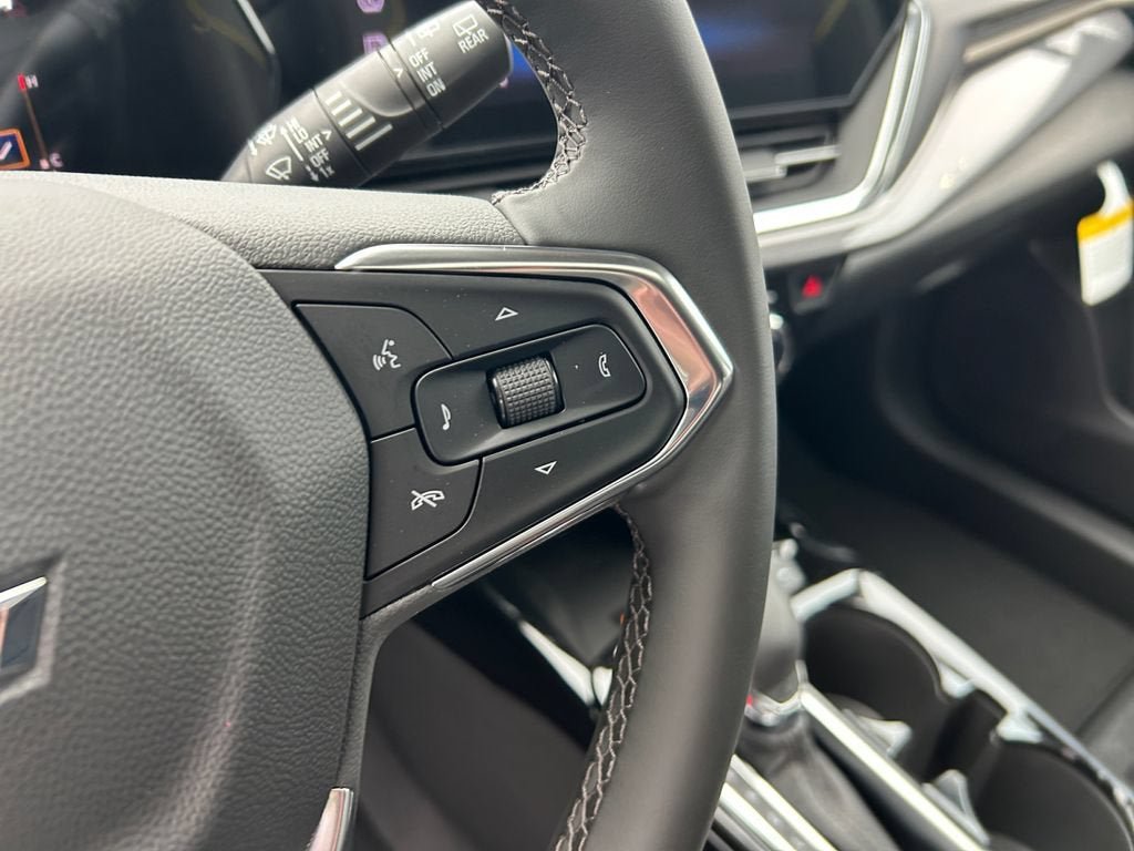 New 2026 Chevrolet Trax ACTIV w/ Sunroof Package FWD image 18