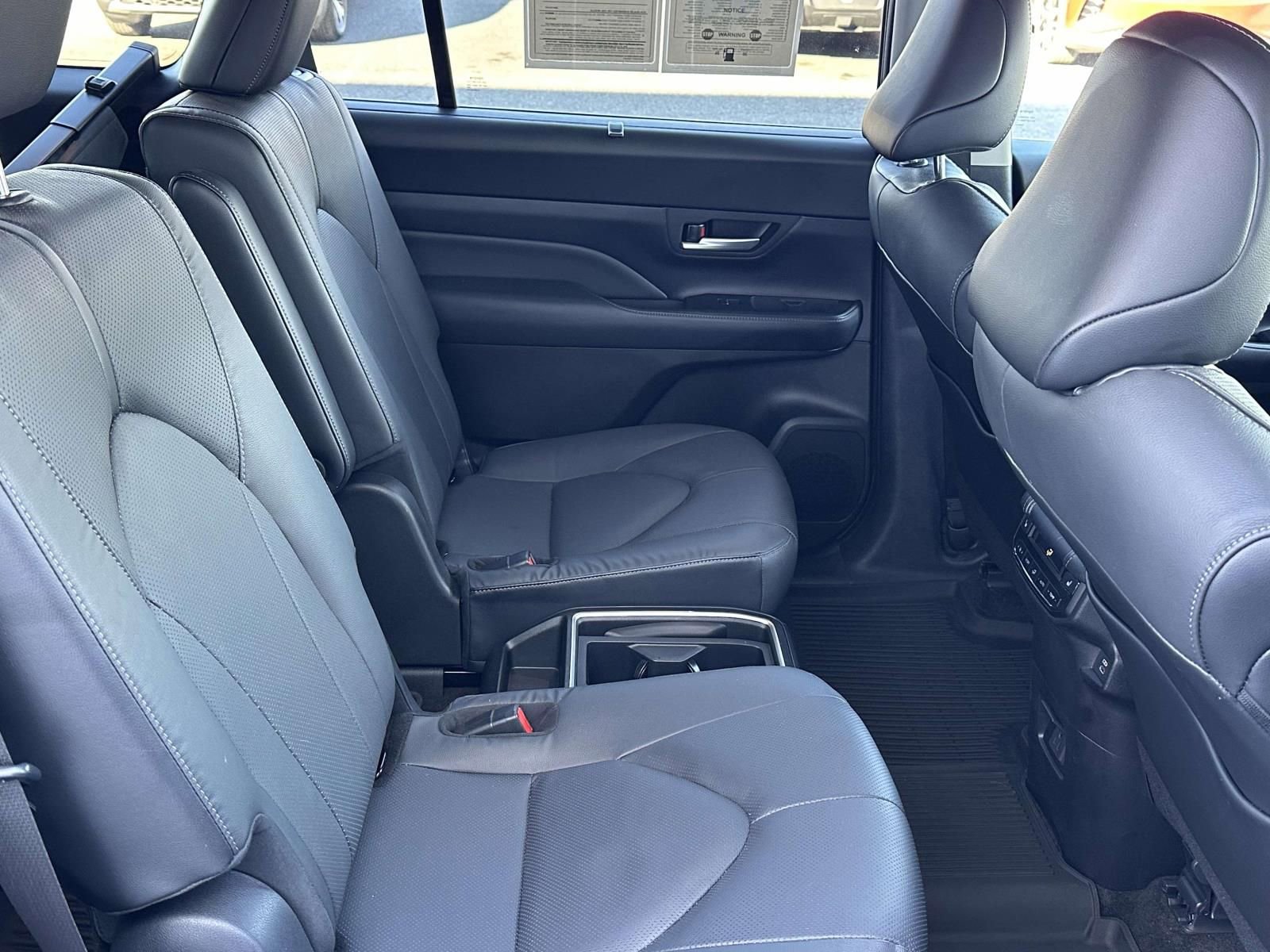 Used 2024 Toyota Grand Highlander Limited image 16