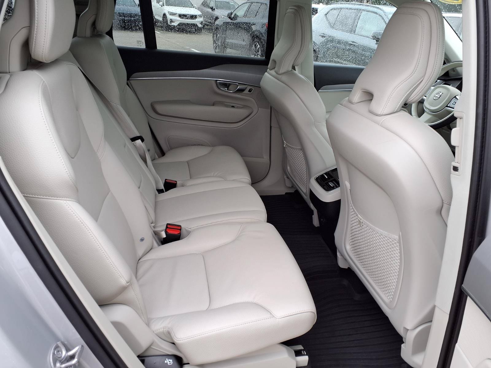 Used 2025 Volvo XC90 B5 Core w/ Protection Package Premier AWD/4WD image 15