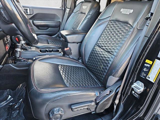 Used 2021 Jeep Gladiator Rubicon AWD/4WD image 15