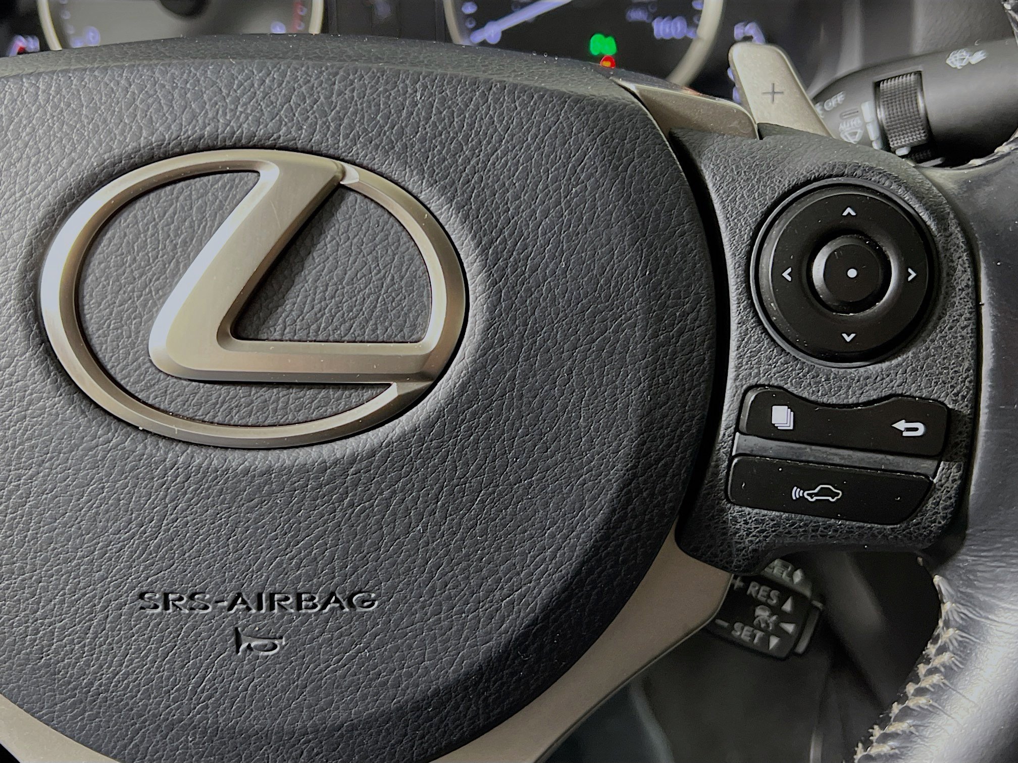 Used 2016 Lexus IS 200t w/ Navigation System Package image 20