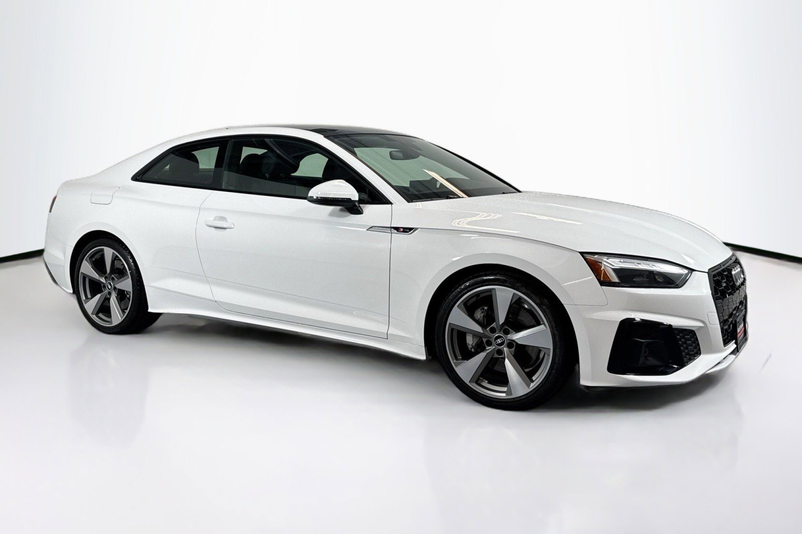 Used 2021 Audi A5 2.0T Premium Plus w/ Premium Plus image 3