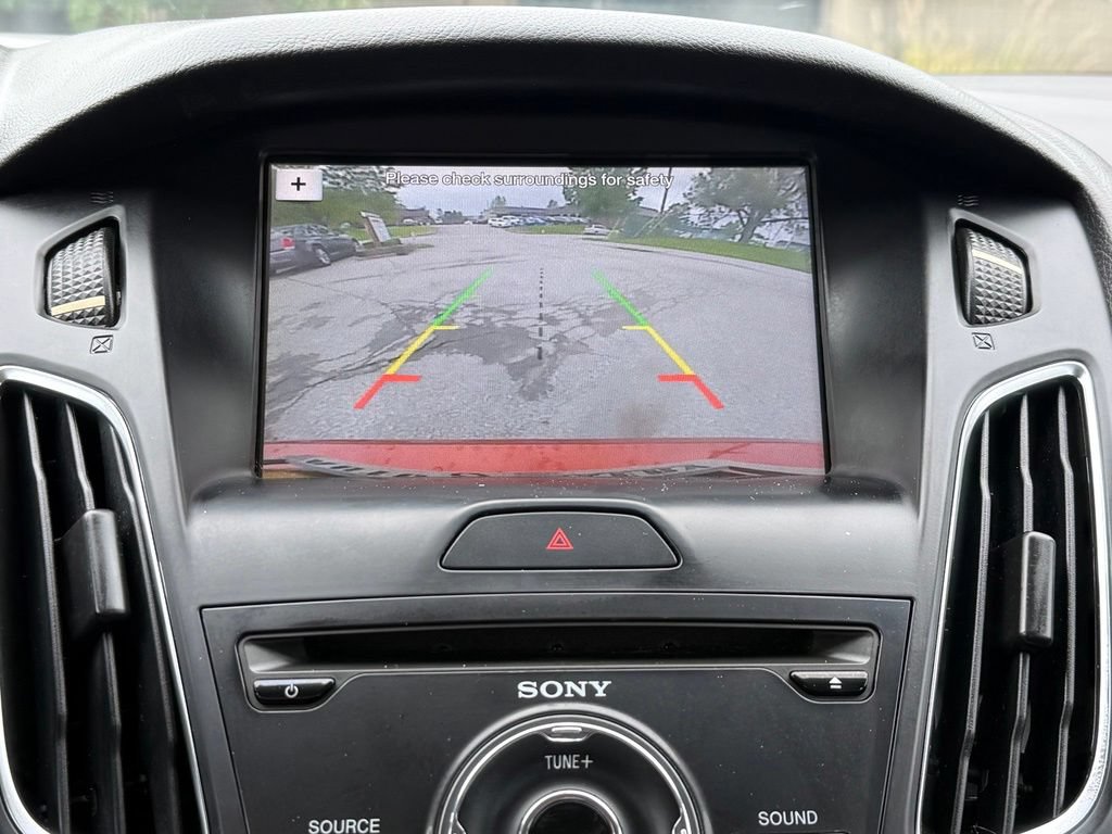 Used 2018 Ford Focus SEL FWD image 29