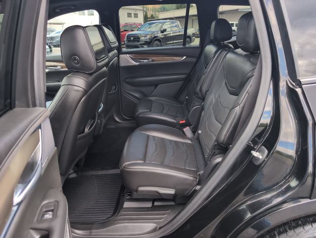 Used 2021 Cadillac XT6 Sport w/ Platinum Package AWD/4WD image 16