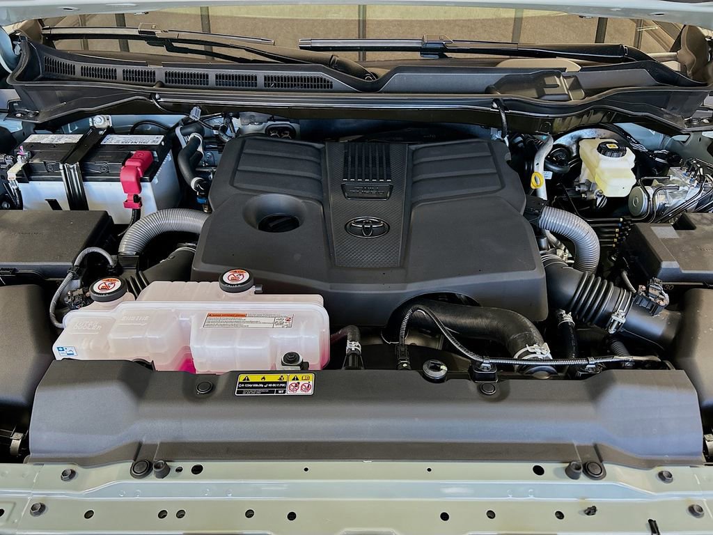 New 2026 Toyota Tundra Platinum image 7