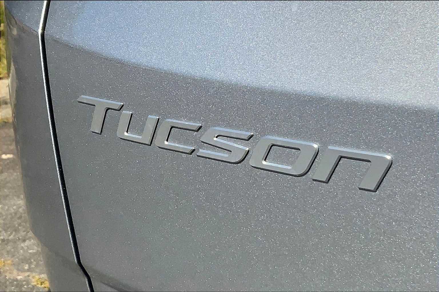 Used 2025 Hyundai Tucson SE image 17