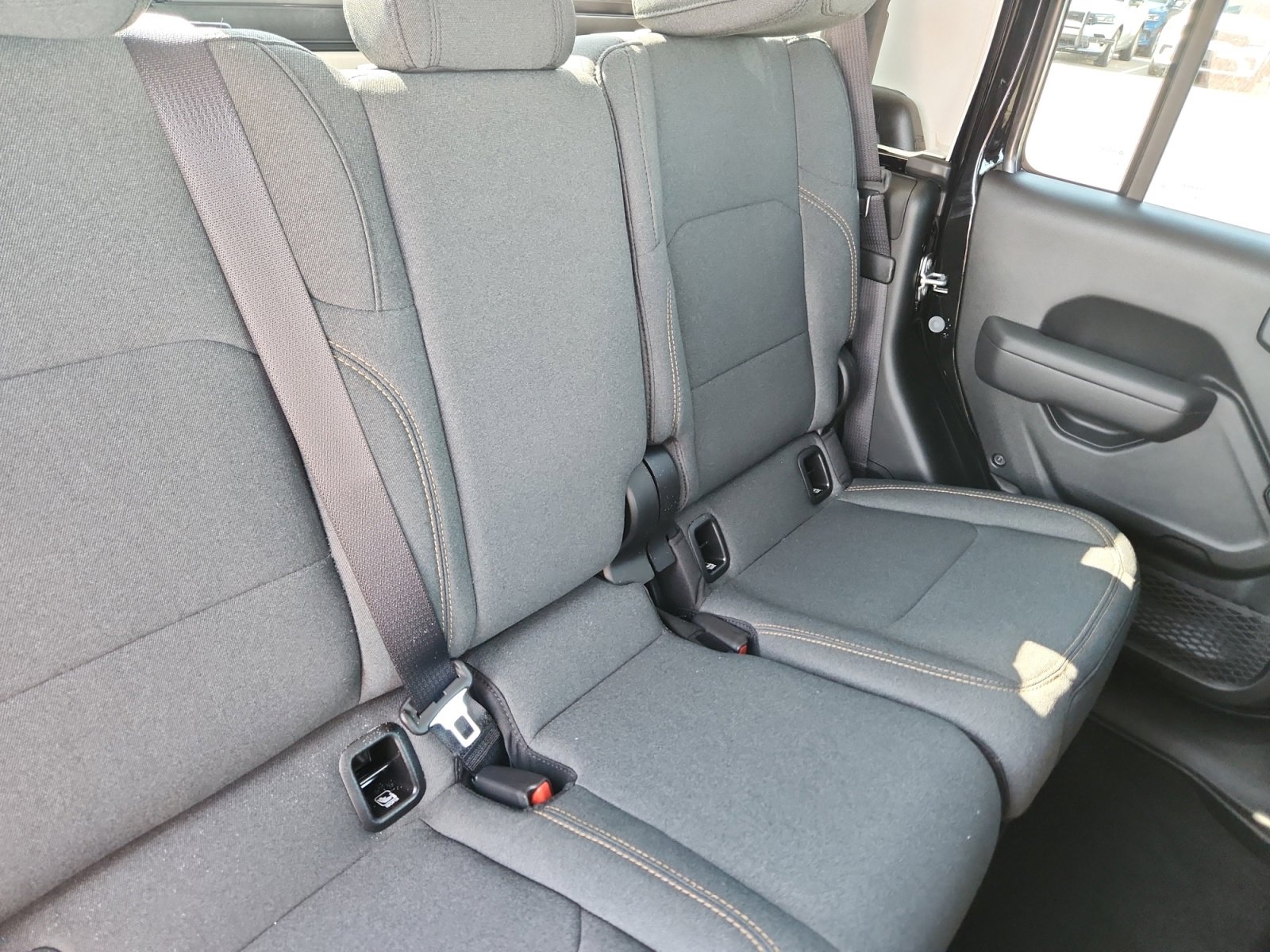 New 2025 Jeep Gladiator Willys AWD/4WD image 19