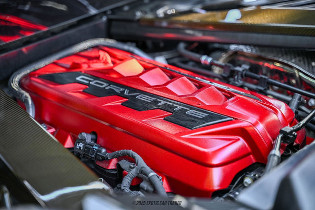 Used 2020 Chevrolet Corvette Stingray Premium Cpe w/ 3LT Preferred Equipment Group image 24