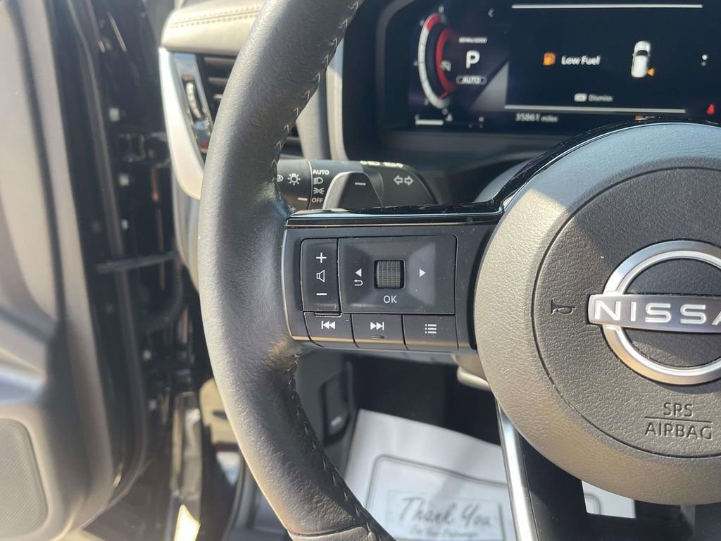 Used 2024 Nissan Rogue SL w/ SL Premium Package image 21