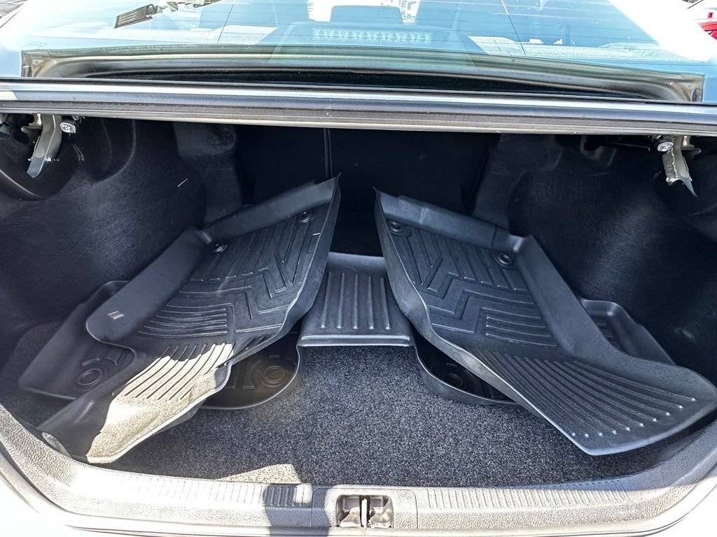 Used 2019 Toyota Camry XLE w/ Driver Assist Package FWD image 9