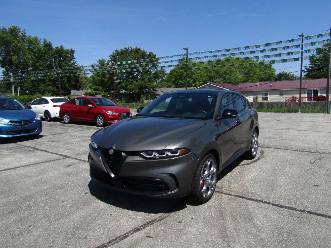 Used 2024 Alfa Romeo Tonale Veloce w/ Active Assist Package AWD/4WD image 3